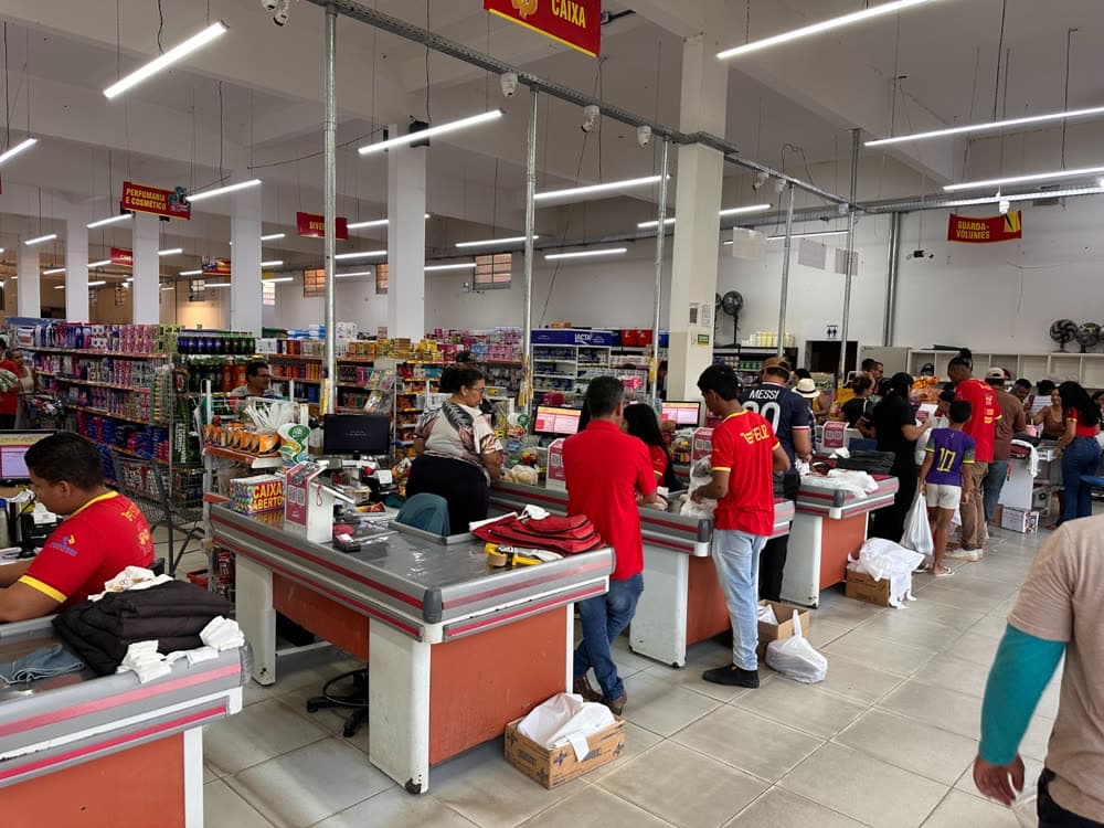 Caixas do Supermercado Feliz
